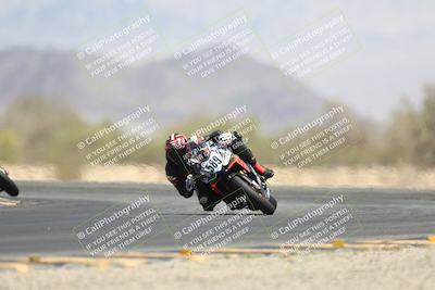 media/Apr-20-2025-CVMA (Sun) [[39090e8767]]/Race 9-Formula LW Twins Shootout/